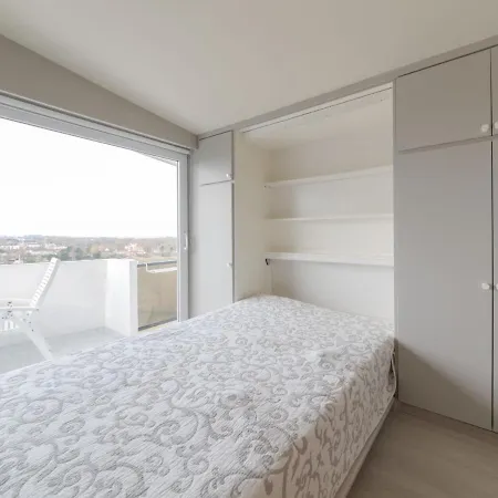 Daire High In The Sky With Amazing Views By Interhome *