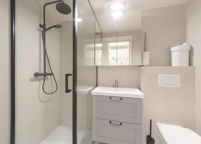 High In The Sky With Amazing Views By Interhome アパート デ ハーン